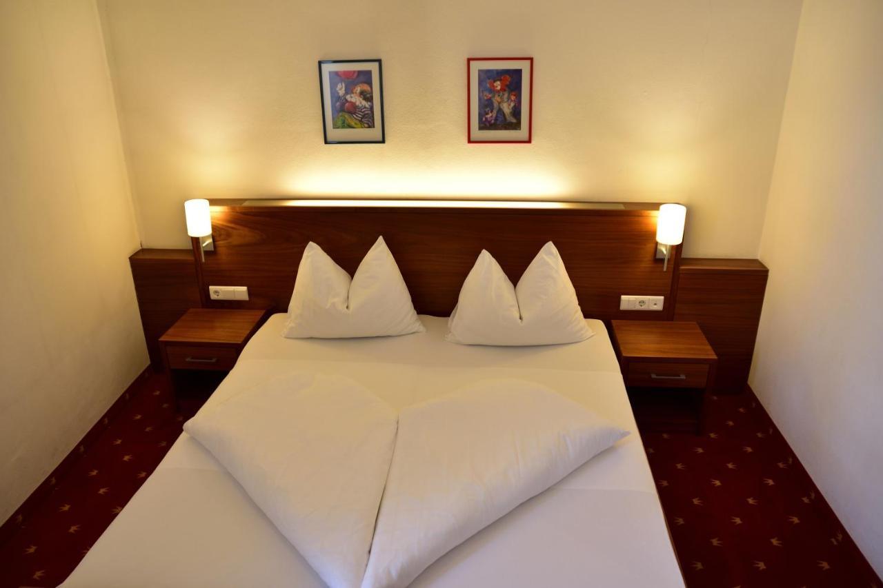 Hotel Krone ブルーニコ エクステリア 写真