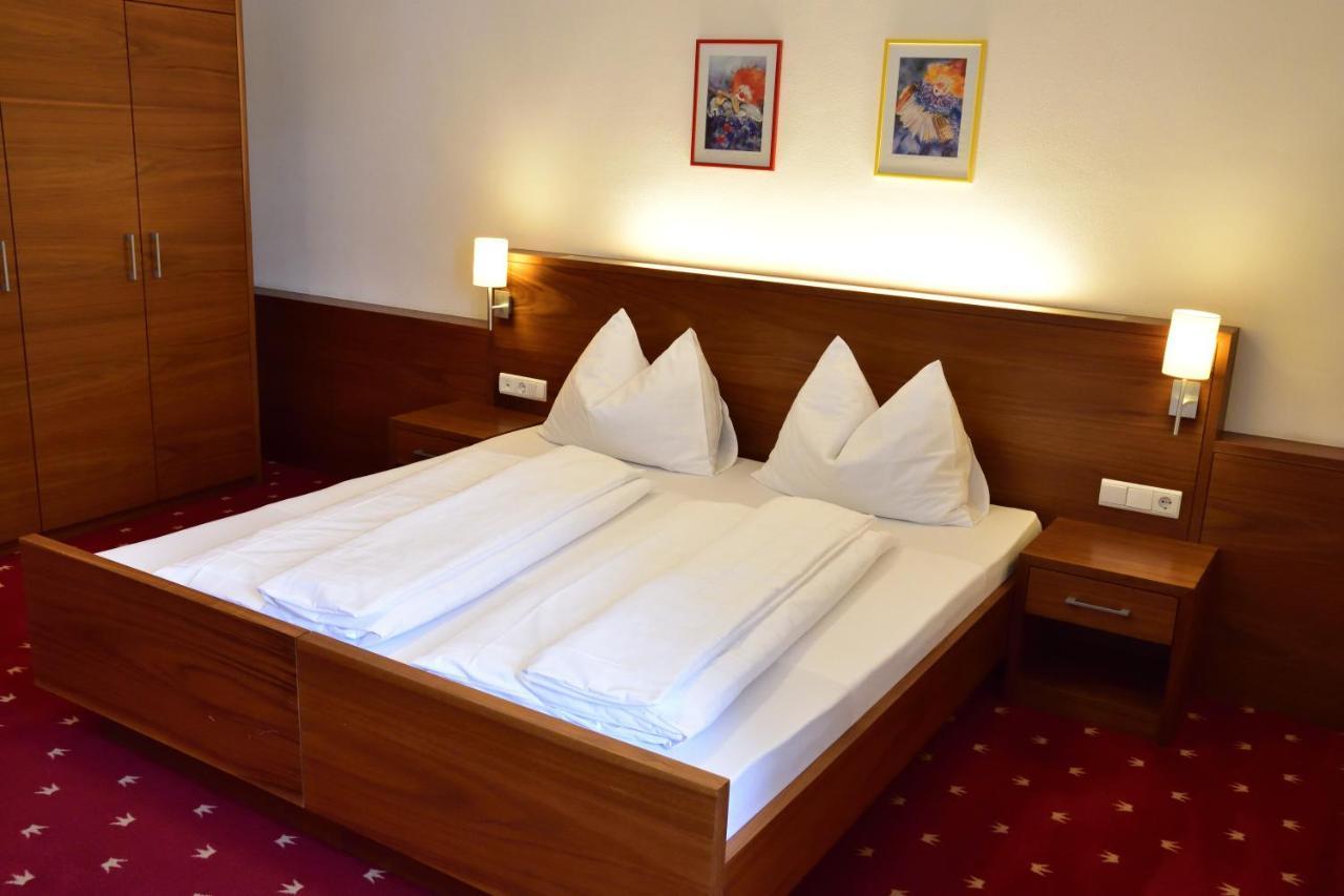 Hotel Krone ブルーニコ エクステリア 写真