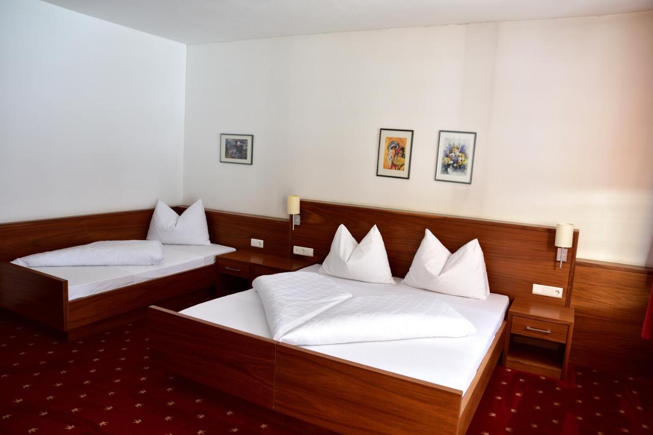 Hotel Krone ブルーニコ エクステリア 写真