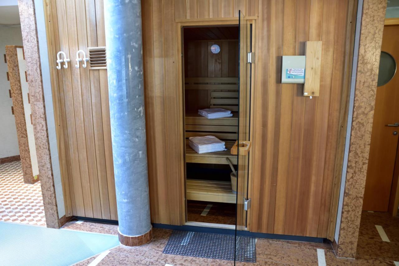 Hotel Krone ブルーニコ エクステリア 写真