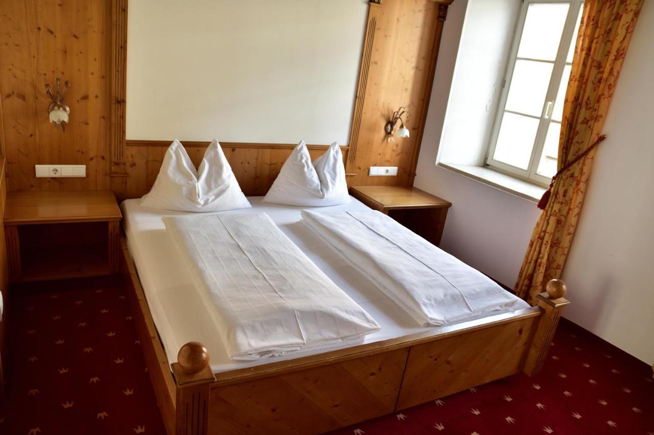 Hotel Krone ブルーニコ エクステリア 写真